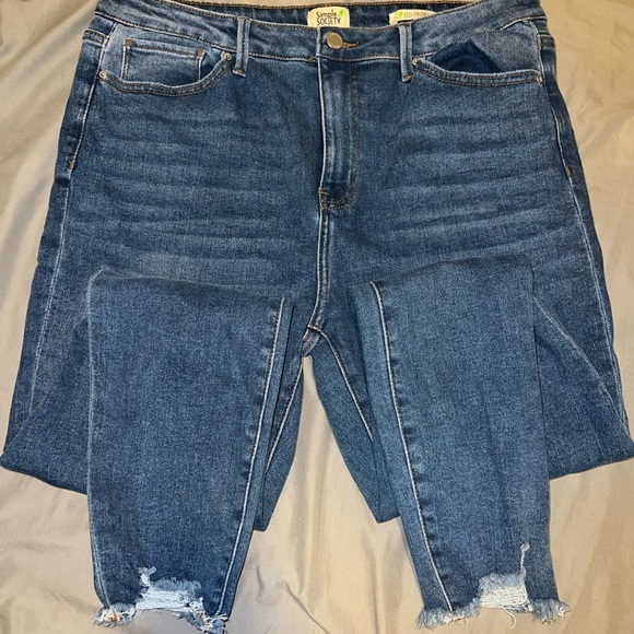 Super cute, never used jeans, Size 15 - Picture 2 of 4